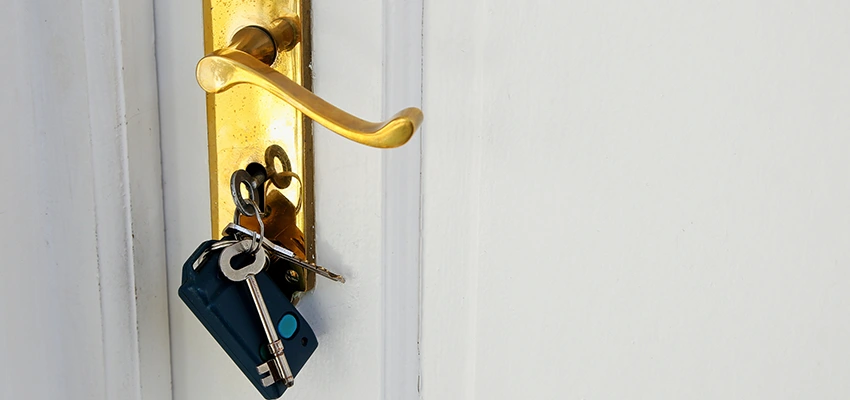 Broken Door Key Extraction in Roseland, CA
